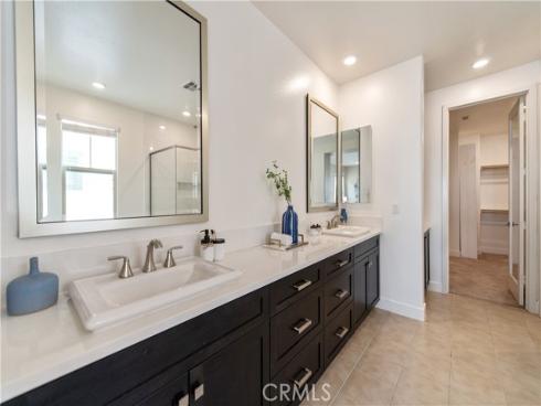 158 Scale , Irvine, CA