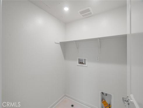 148 Stage , Irvine, CA