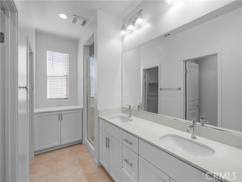 148 Stage , Irvine, CA