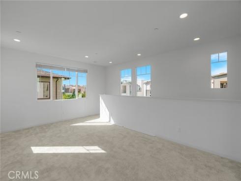 148 Stage , Irvine, CA