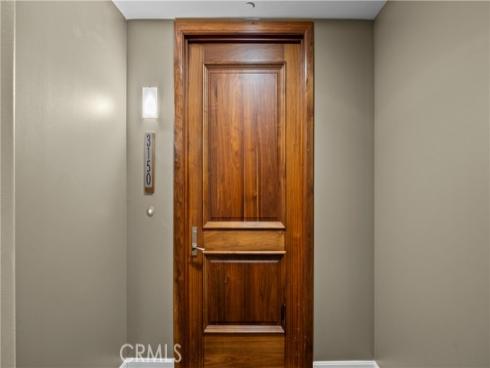 3150 Scholarship , Irvine, CA