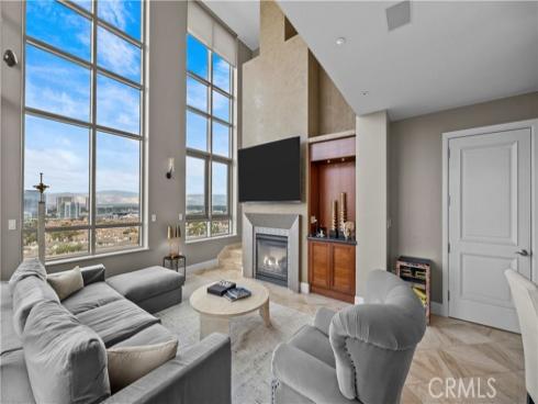 3150 Scholarship , Irvine, CA