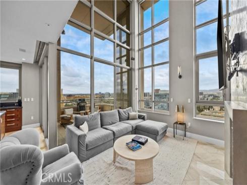 3150 Scholarship , Irvine, CA