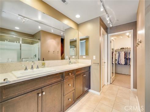 507 Rockefeller , Irvine, CA