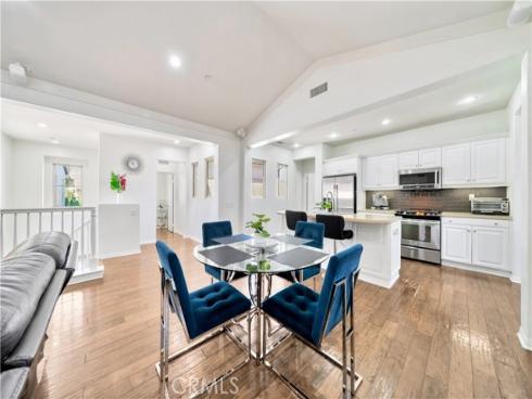 60 Peony , Irvine, CA