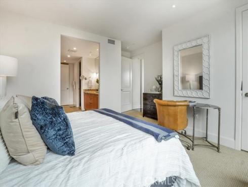 3059 Scholarship , Irvine, CA