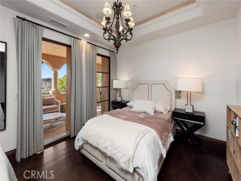 51 Echo Glen , Irvine, CA