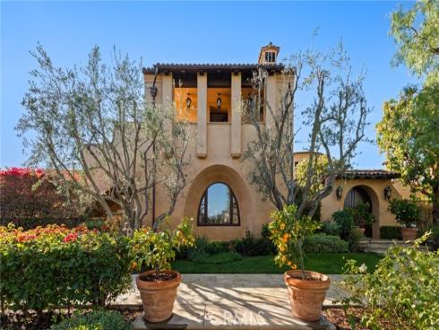 51 Echo Glen , Irvine, CA