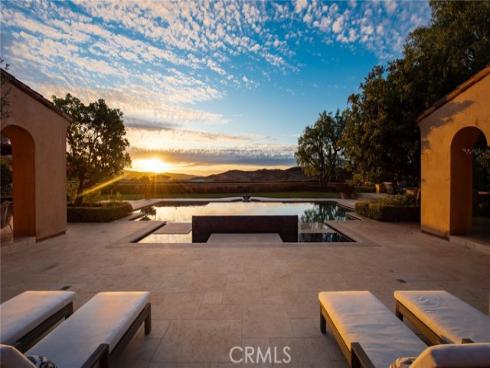 51 Echo Glen , Irvine, CA