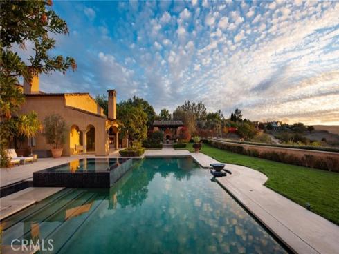 51 Echo Glen , Irvine, CA