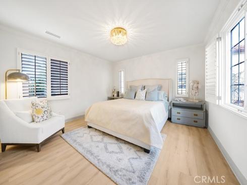 79  Modesto  96 , Irvine, CA