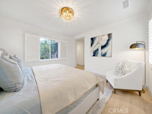 79  Modesto  96 , Irvine, CA