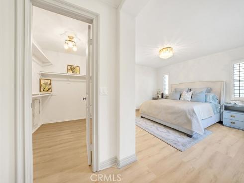 79  Modesto  96 , Irvine, CA