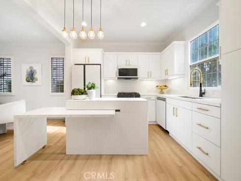 79  Modesto  96 , Irvine, CA