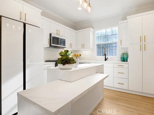 79  Modesto  96 , Irvine, CA