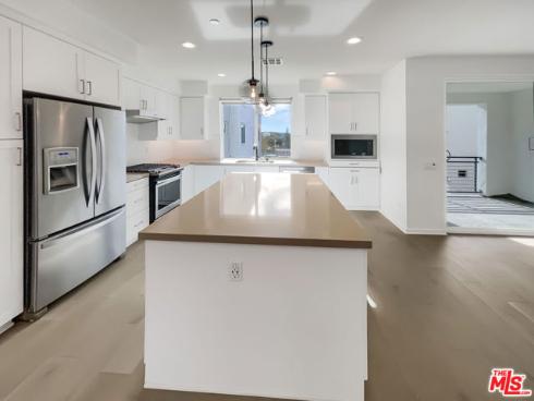 170  Fable  , Irvine, CA