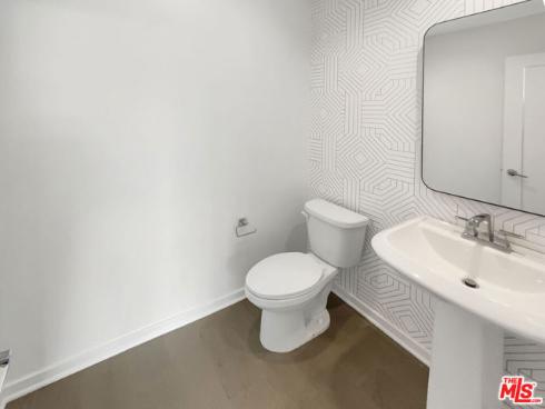 170  Fable  , Irvine, CA