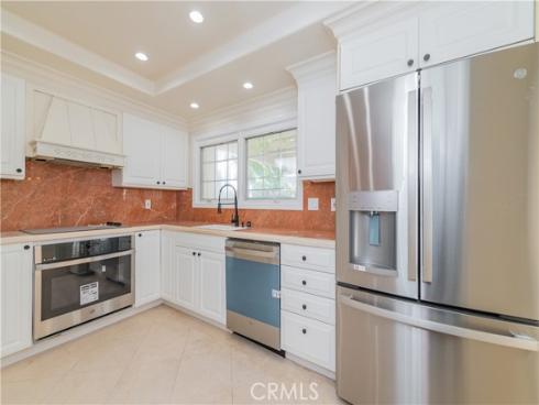 15 Elderberry , Irvine, CA