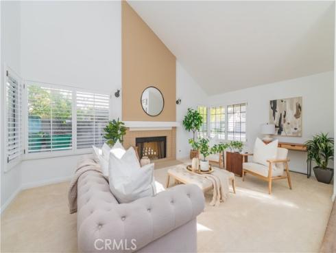 15 Elderberry , Irvine, CA