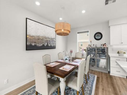 202 Keeper , Irvine, CA