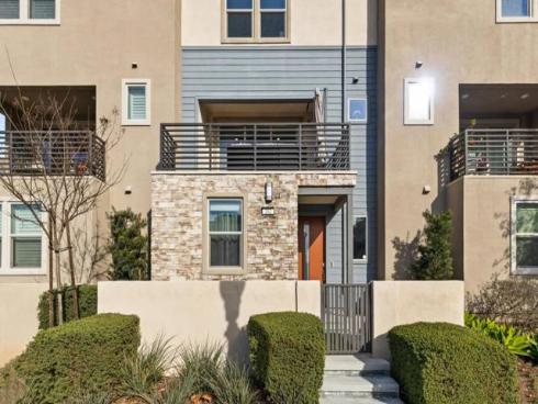 202 Keeper , Irvine, CA