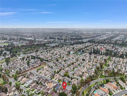 28  Jefferson  , Irvine, CA