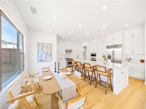 123 Sunnybank , Irvine, CA