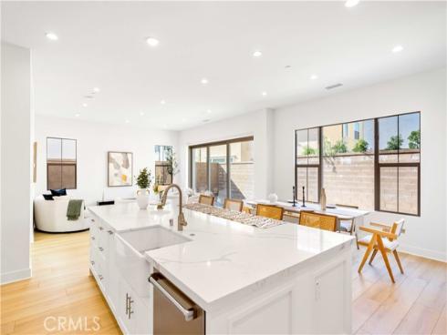 123 Sunnybank , Irvine, CA