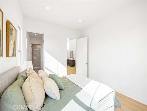 123 Sunnybank , Irvine, CA