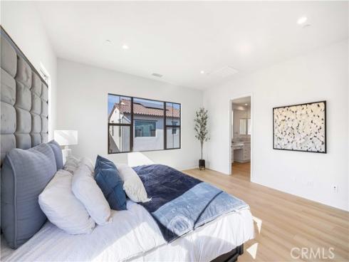 123 Sunnybank , Irvine, CA