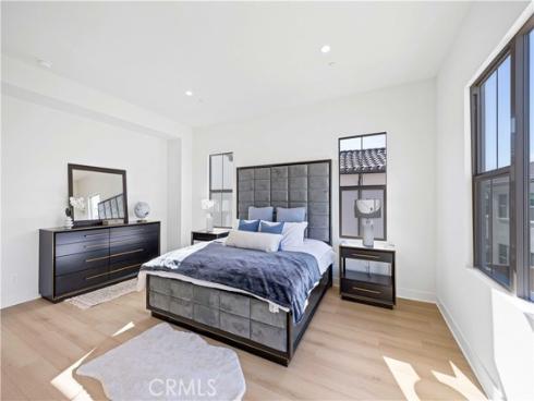 123 Sunnybank , Irvine, CA