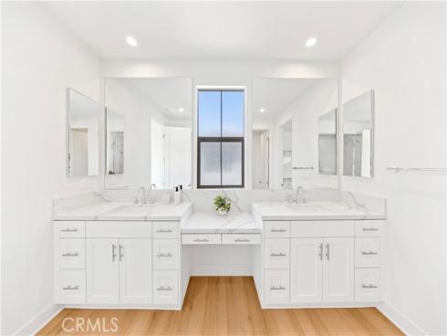 123 Sunnybank , Irvine, CA