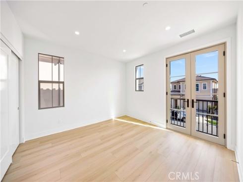 123 Sunnybank , Irvine, CA