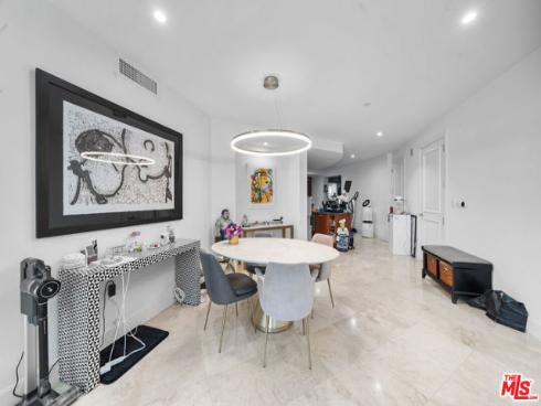 5072 Scholarship , Irvine, CA