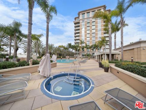 5072 Scholarship , Irvine, CA