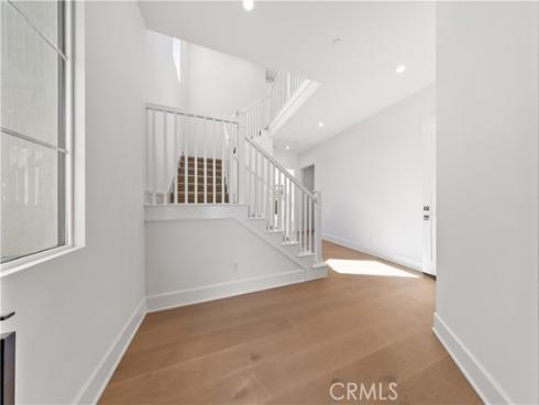 122 Appian Boulevard, Irvine, CA