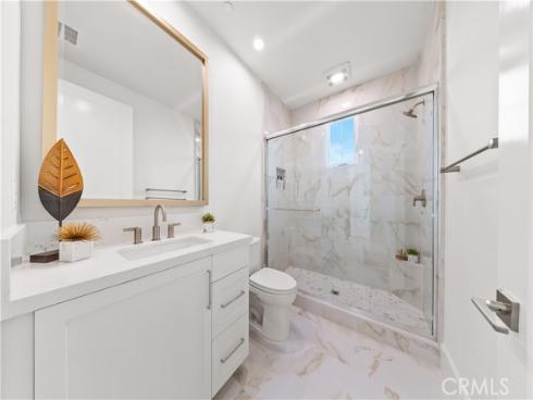 122 Appian Boulevard, Irvine, CA