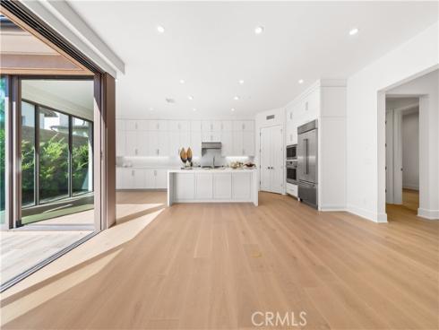 122 Appian Boulevard, Irvine, CA