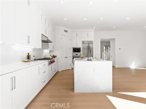 122 Appian Boulevard, Irvine, CA