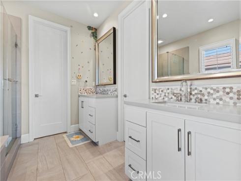 110 Donati , Irvine, CA