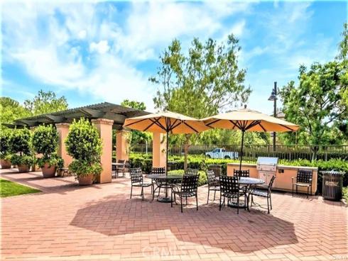 176 Overbrook , Irvine, CA