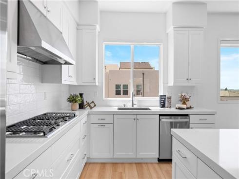 127 Biome , Irvine, CA