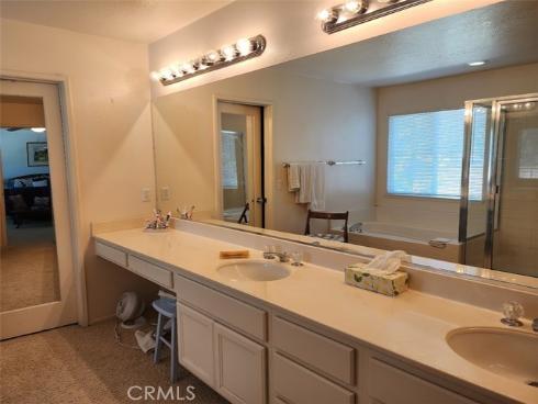 9 Calais , Irvine, CA