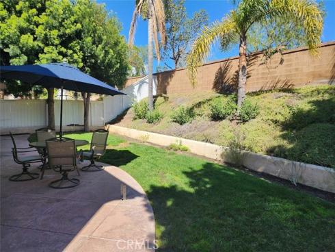 9 Calais , Irvine, CA