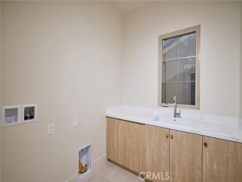 203 Pinnacle , Irvine, CA