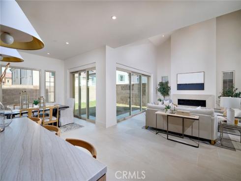 203 Pinnacle , Irvine, CA