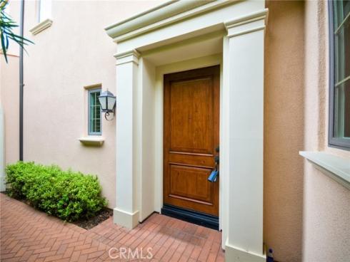 54 Trotter , Irvine, CA