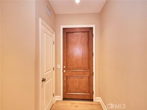 54 Trotter , Irvine, CA