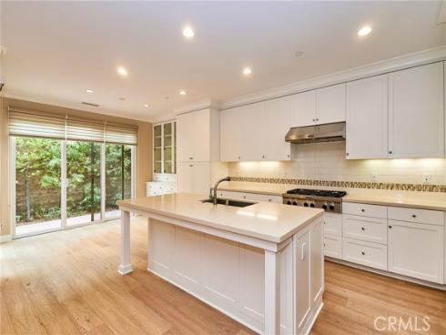 54 Trotter , Irvine, CA