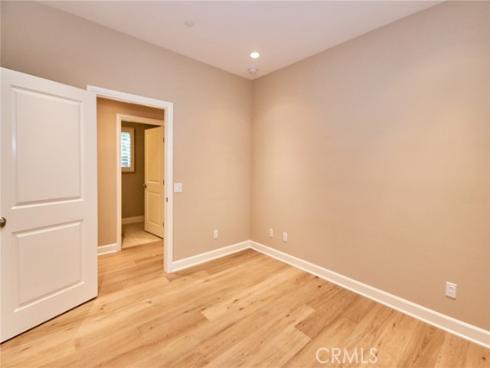 54 Trotter , Irvine, CA